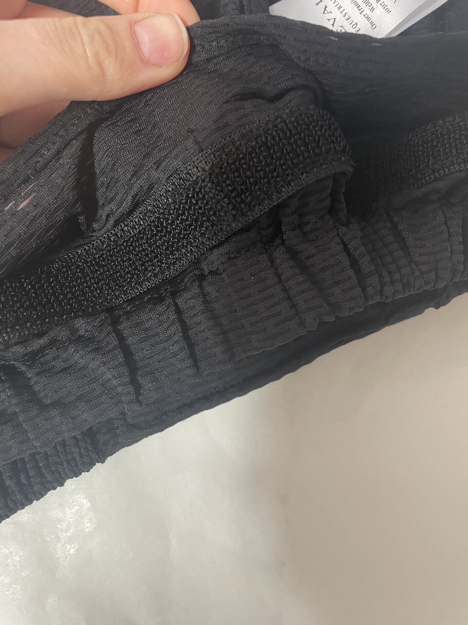 Anklettbares Nasennetz für Rennmaske